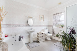 Photo 18- click for photo gallery